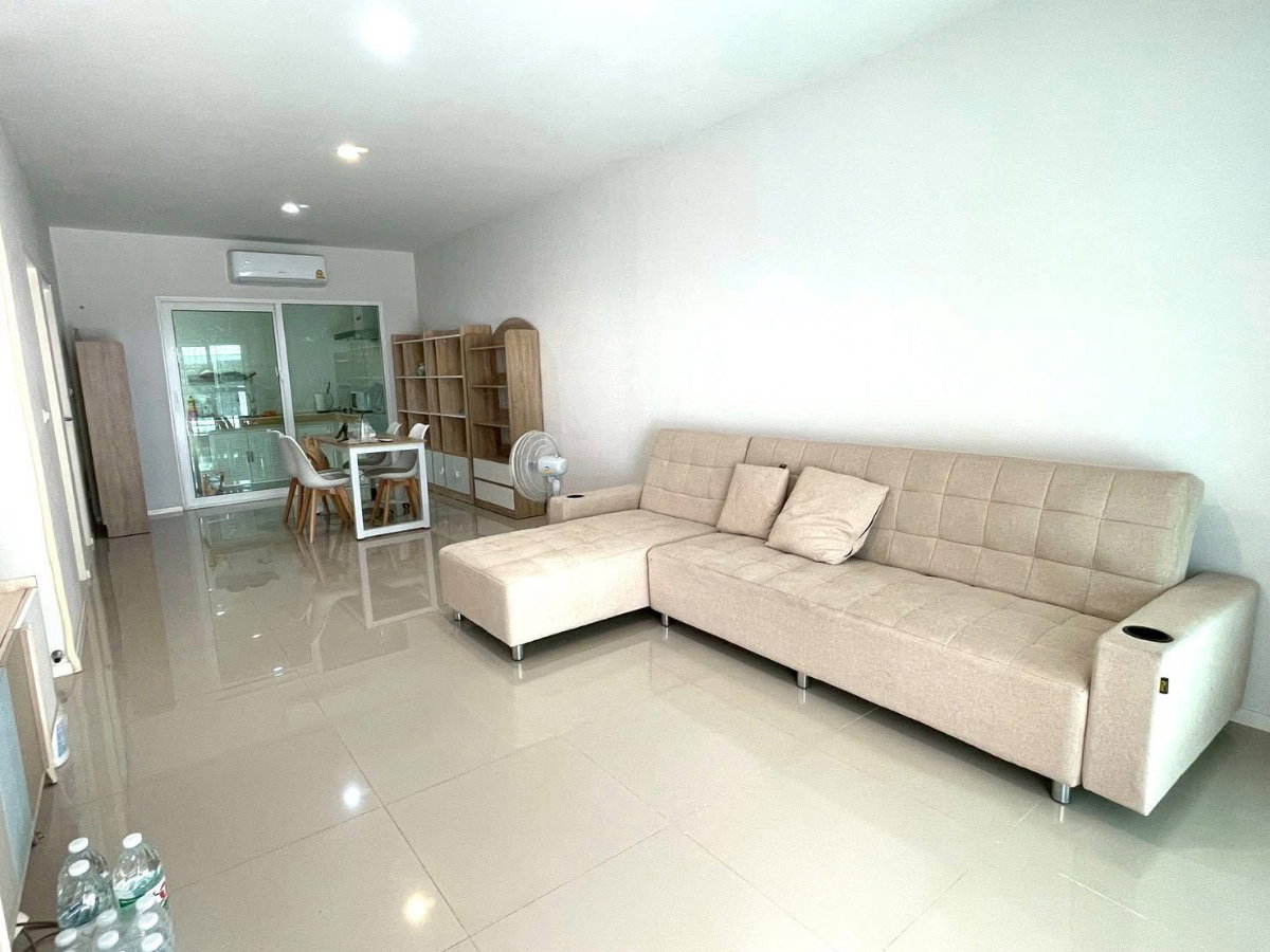 รูป 🏡 ทาวน์โฮม 3 ชั้น ให้เช่า บ้านกลางเมือง สวนหลวง 3 ห้องนอน 3 ห้องน้ำ พร้อมเข้าอยู่ ทำเลศักยภาพ ใกล้ศรีนครินทร์ – พัฒนาการ - รูปที่ 2/10