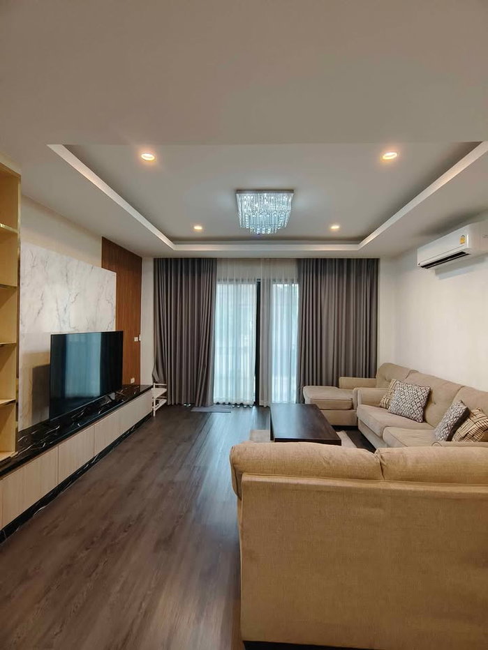 รูป  ให้เช่าบ้านเดี่ยว 3 ชั้น สุขุมวิท 65 (เอกมัย) - รูปที่ 16/17
