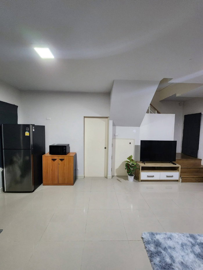 รูป 🏡 บ้านให้เช่า บ้านกลางเมือง เทพรักษ์ 3 ห้องนอน 3 ห้องน้ำ บ้านสวยพร้อมอยู่ ทำเลศักยภาพ ใกล้รถไฟฟ้าและสนามบินดอนเมือง - รูปที่ 5/18