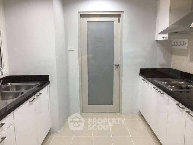 picture 3-BR Condo At Baan Siri 24 Near BTS Phrom Phong (ID 515696) - 6/19