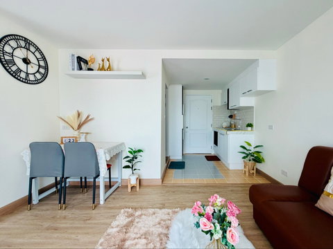  For Sell Park View Viphavadi 1, a condominium in the prime Lak Si–Don Mueang