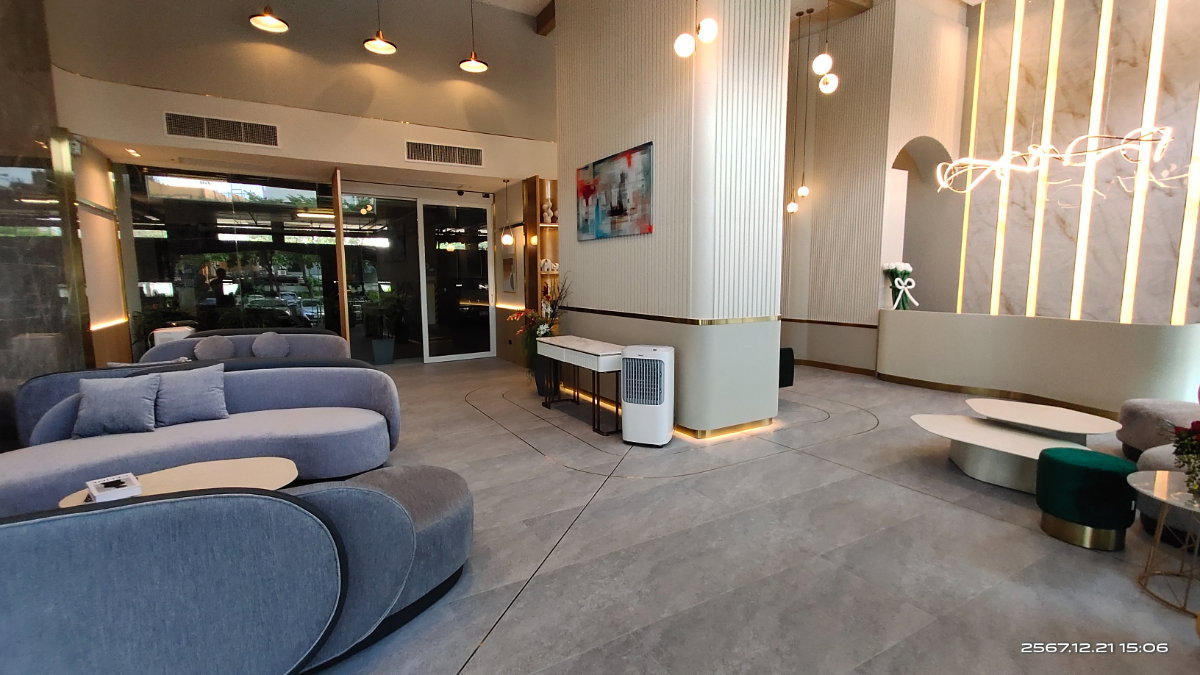 picture Urgent sale! 47 square meter, 1-bedroom apartment, south-facing with pool view. - 12/15