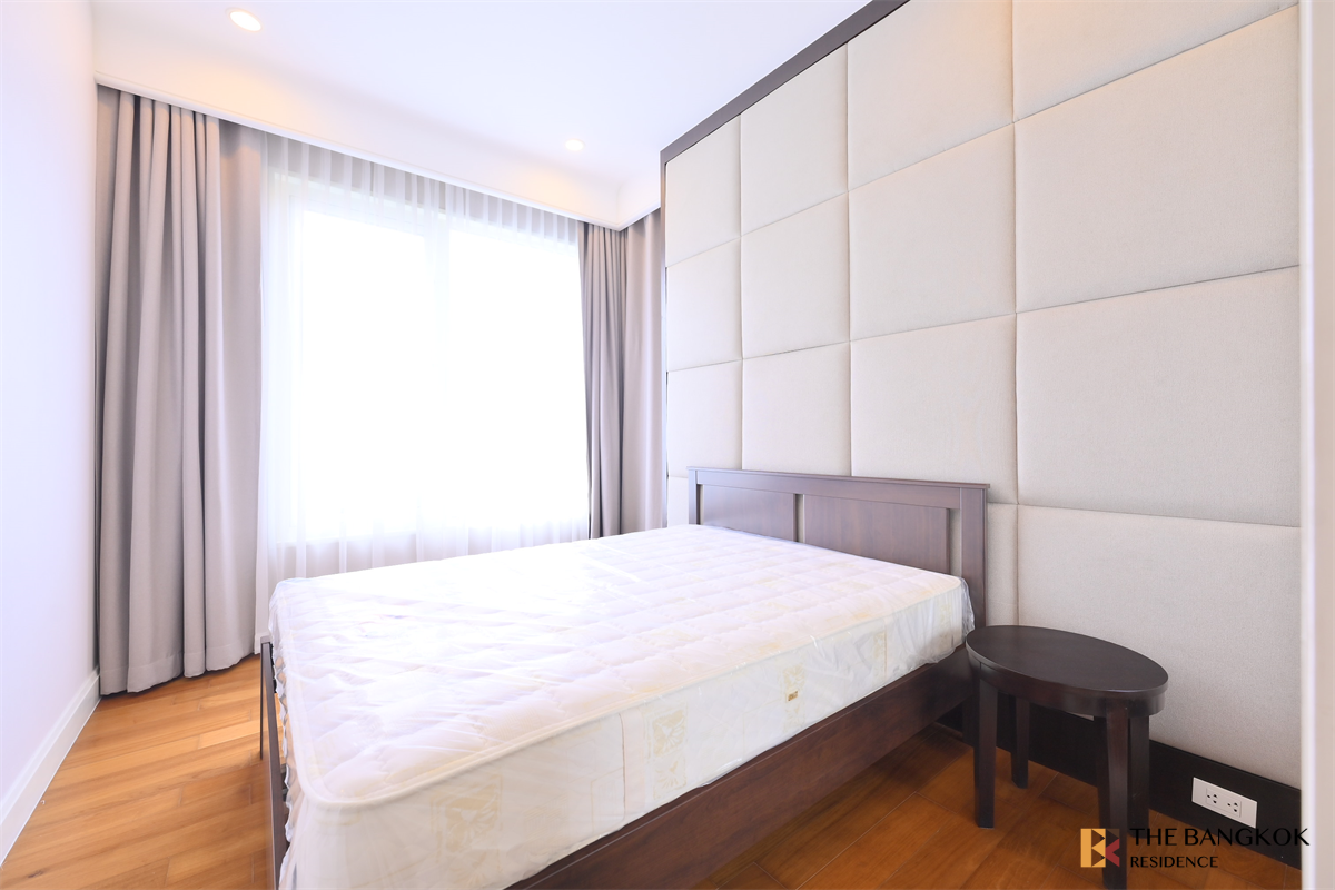 picture Q Langsuan near BTS Ratchadamri Comfortable and Ready to Move-in - 9/10