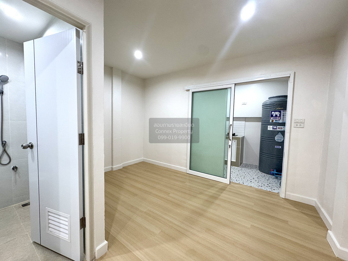 รูป ขายทาวน์เฮ้าส์/ทาวน์โฮม  บ้านตะวันทอง 2 รีโนเวทใหม่ หนองแขม เขต หนองแขม กรุงเทพ CX-167507 ✅ ทักไลน์ @connexproperty ตอบทันที ทีมงานมืออาชีพ ✅ - รูปที่ 7/12