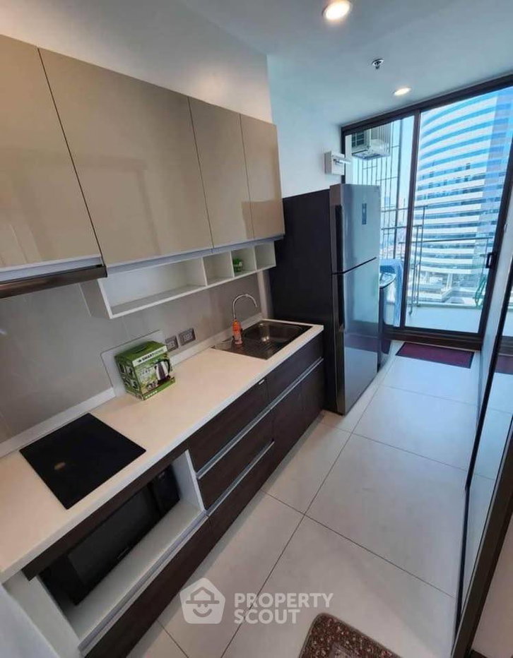 รูป คอนโด 2 ห้องนอน ชั้น 20 ที่ Bright Sukhumvit 24 Condominium ใกล้ BTS พร้อมพงษ์ (ID 3165076) - รูปที่ 7/10