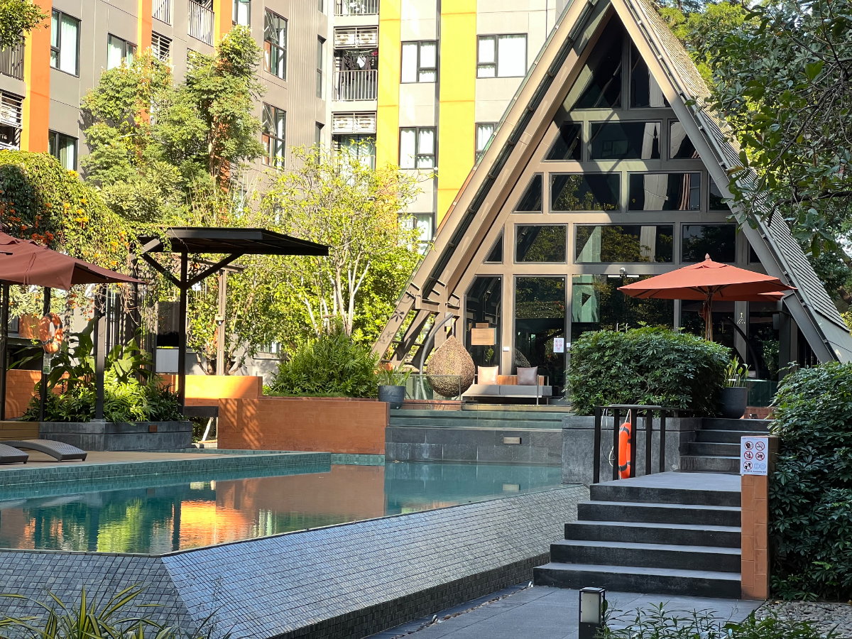 รูป ✅ให้เช่า escent ville 2ห้องนอน มีที่จอดรถส่วนตัว ชั้น1, 83ตรม. ☎️064-792-4426(เบญ) - รูปที่ 25/27