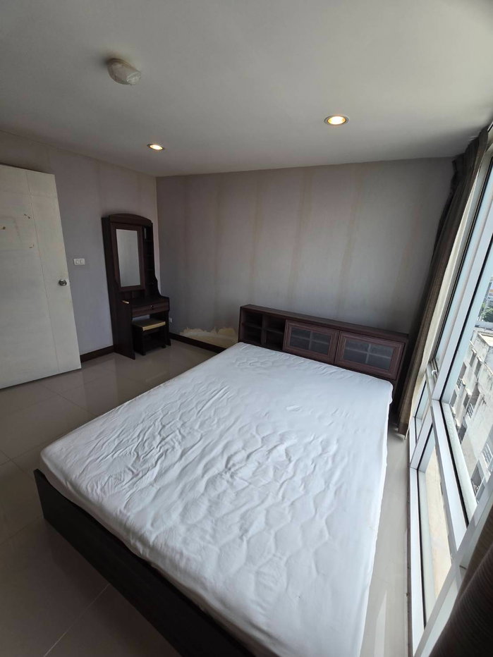 picture The Raffles Condominium 2 Bedroom - 13/34