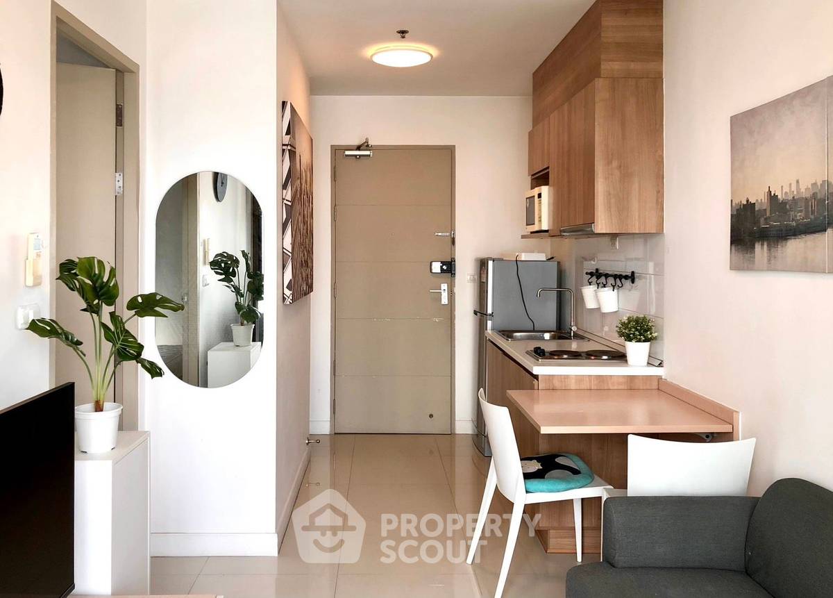 picture 90m To BTS Udom Suk | 1-BR At Ideo Mix Sukhumvit 103 (ID 2082936) - 2/8