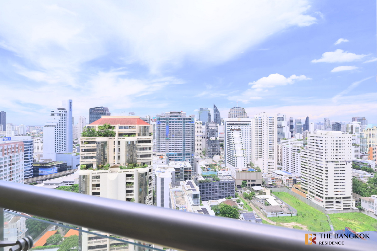 picture The Lakes near BTS Asok Premium Unit Close to All Conveniences - 7/10