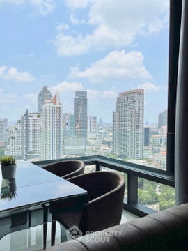 23rd-Floor 2-BR Condo At Ashton Silom, 300m To BTS Chong Nonsi (ID 3162890)