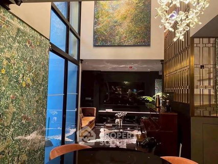 ใกล้ BTS ชิดลม เพียง 200 ม. คอนโด 3 ห้องนอน Na Vara Residence (ID 2735092)