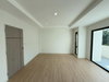 listing thumbnail image 28