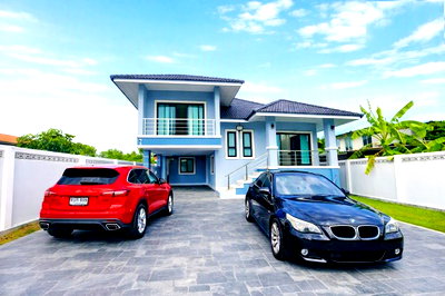 Houses for rent วิทยาลัยการอาชีพกาญจนาภิเษกหนองจอก : Suwinthawong, new mansion, 4 bedrooms, 3 steps, 2 floors, Nong Chok, Lam Toi Ting Temple, 460 m., Wiboon Sathukit Rd. Transport area 4 3.7 km. for