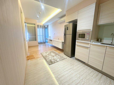 【Special Price】💰4,250,000B　🏢H Sukhumvit 43  ✨1Bedroom • 38 sqm • 18th Floor 