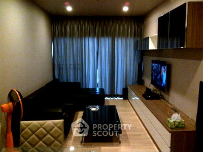 Condos for sale : 19th-Floor 1-BR Noble Refine Prompong, 200m To BTS Phrom Phong (ID 515428)