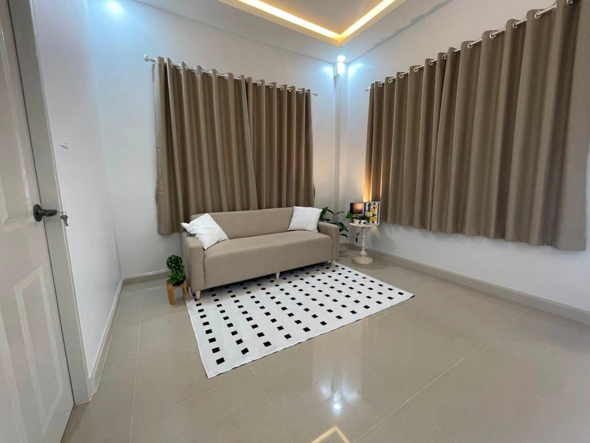 รูป 🏡 ขายด่วน! บ้านเดี่ยวชั้นเดียว รีโนเวทใหม่ ดีญ่าวาเลย์สันทราย(แม่โจ้) ฟรีโอน พร้อมอยู่ 📞 063-6649056 - รูปที่ 5/10