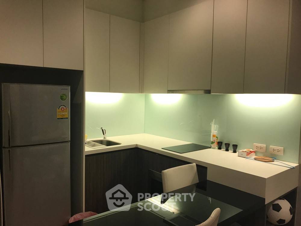 รูป คุ้มค่า คอนโด 1 ห้องนอน Urbano Absolute ใกล้ BTS กรุงธนบุรี (ID 386542) - รูปที่ 3/4