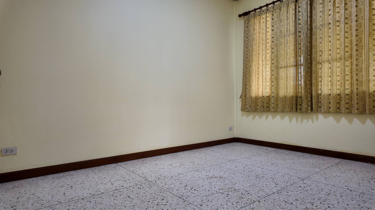 รูป บ้านให้เช่า - หมู่บ้านเกียรติสินธุ์ 3 นอน 2 น้ำ เฟอร์นิเจอร์พร้อมเข้าอยู่ - รูปที่ 9/15