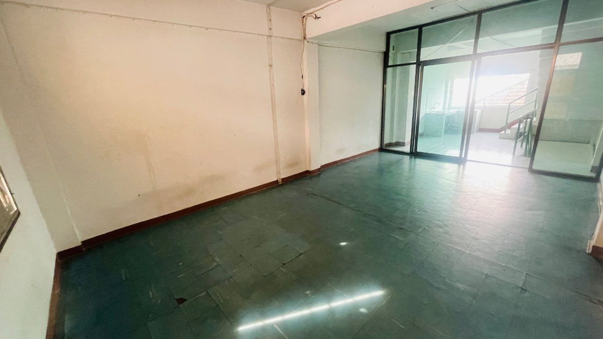 picture 5-Story Office + Staff Accommodation in Pinklao-Taling Chan Area - Only 15,000 THB/month - 27/38