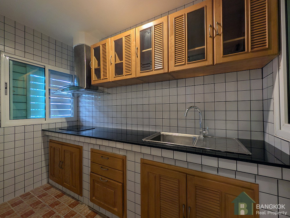 picture Sammakorn Village | Spacious Modern 2 Bed 2 Bath Apartment in Ramkhamhaeng  - 4/13