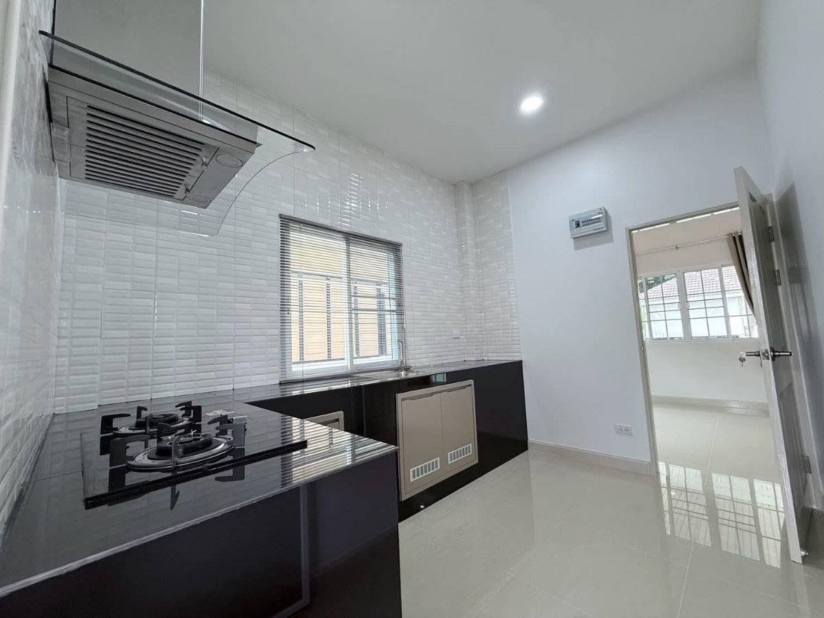 รูป 🏡 ขายด่วน! บ้านเดี่ยวชั้นเดียว รีโนเวทใหม่ ดีญ่าวาเลย์สันทราย(แม่โจ้) ฟรีโอน พร้อมอยู่ 📞 063-6649056 - รูปที่ 6/10