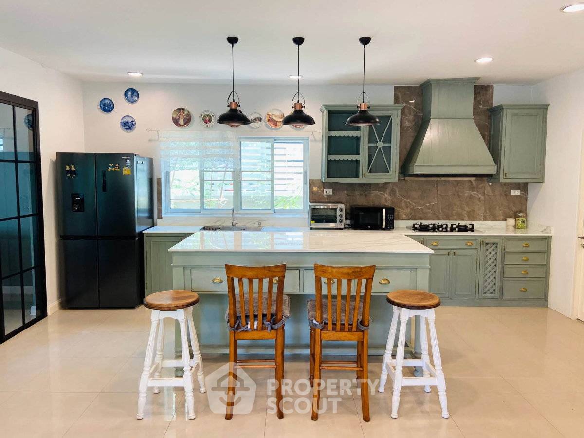 picture Spacious 4-BR House At THE CENTRO Sukhumvit 113 (ID 3162077) - 10/20