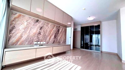 Condos for sale : 29th-Floor 2-BR Condo At Supalai Veranda Rama 9 (ID 3165386)