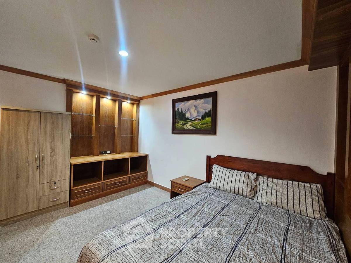 picture Spacious 2-BR 92 Sqm At Royal Hill Resort Condominium (ID 1949301) - 3/14