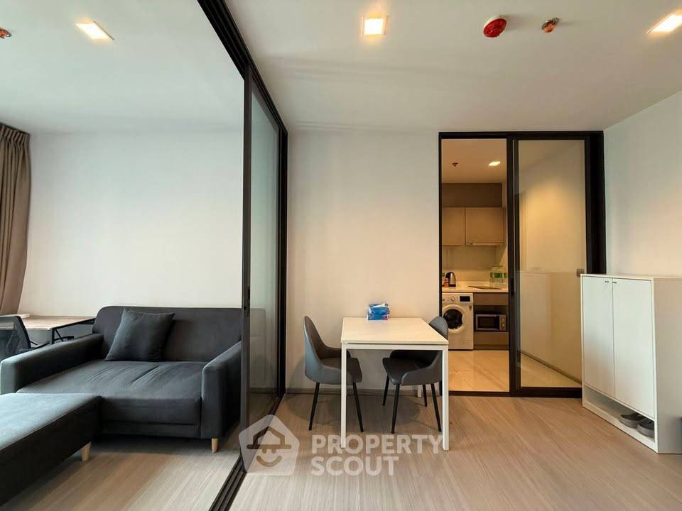 picture 38th-Floor 1-BR Life Asoke - Rama 9, 300m To MRT Phra Ram 9 (ID 3164356) - 5/10