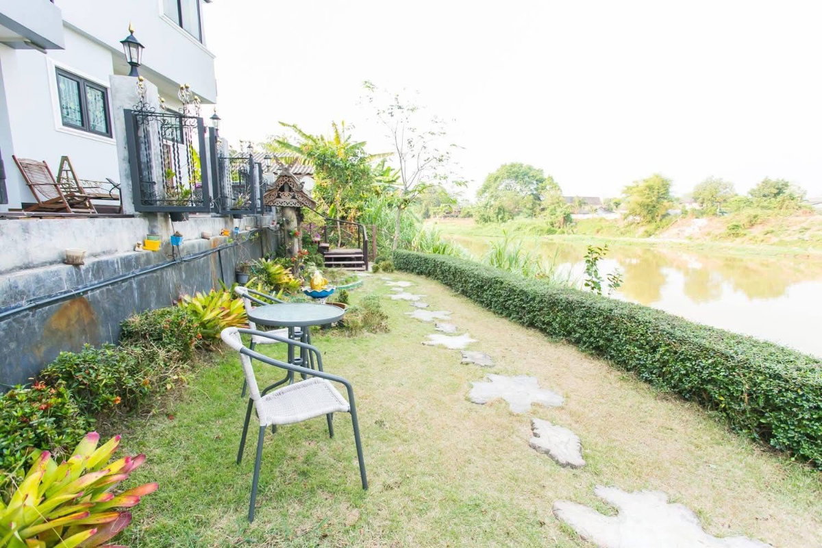 picture 3-Storey Detached House for Rent by the Ping River - 10/13