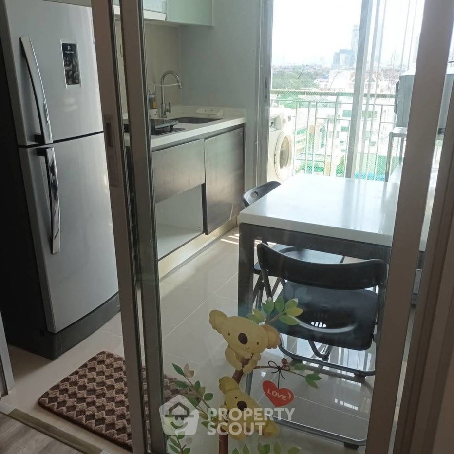 picture 200m To BTS Saint Louis | 1-BR Centric Sathorn-St. Louis (ID 3161653) - 4/7