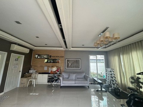 รูป 🏡 ขายด่วน! บ้านหลังมุม 30 ตร.ว. | 4 ห้องนอน | แอร์ 6 ตัว | ทางด่วนศรีรัช 5 นาที | 4.9 ล้านบาท - รูปที่ 27/31