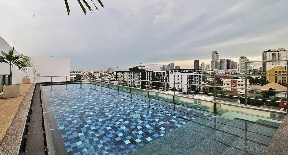 picture ðĨRare Item! Beautiful Condo, Below Market Price! Click Condo Modern Sukhumvit 65 - Book Now Before It's Gone! ðĨ - 1/1