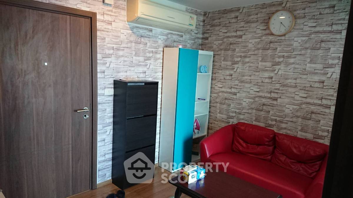 picture 1-BR Condo At The Base Sukhumvit 77 Near BTS On Nut (ID 825488) - 1/5