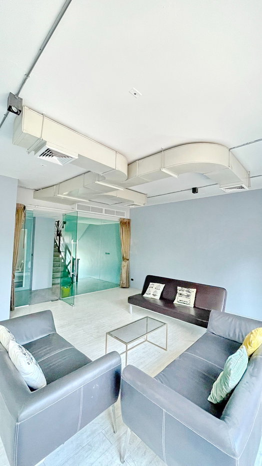 picture HK0146, Home Office for rent 4 Br, Mengjai - Huaikhwang - 12/13