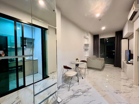 ให้เช่า The Niche Pride Thonglor – Phetchaburi ชั้นสูง วิวเมืองสวย เฟอร์นิเจอร์ครบ พร้อมเข้าอยู่ ทำเลใจกลางเมือง เข้าออกได้หลายเส้นทาง