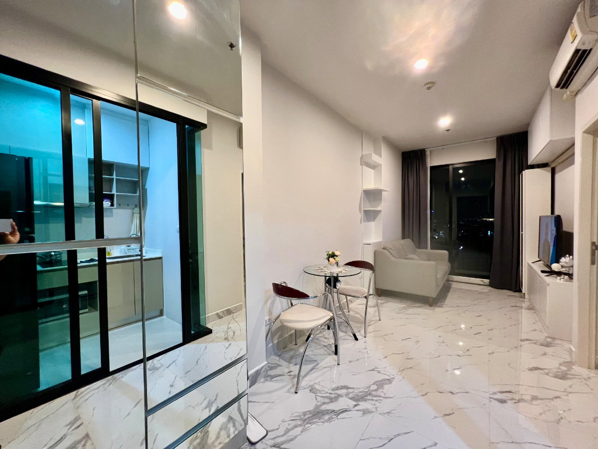 รูป ให้เช่า The Niche Pride Thonglor – Phetchaburi ชั้นสูง วิวเมืองสวย เฟอร์นิเจอร์ครบ พร้อมเข้าอยู่ ทำเลใจกลางเมือง เข้าออกได้หลายเส้นทาง - รูปที่ 1/21