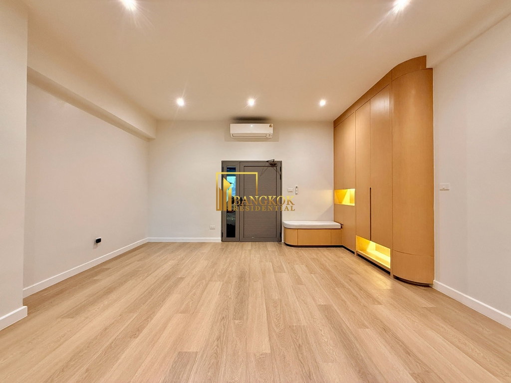 picture Regent 71 Place | Renovated 5 Bed Townhouse in Phra Khanong - BR49084TH - 4/53