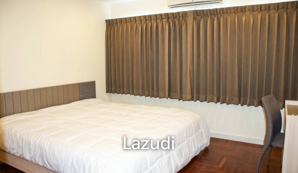 picture 2 Beds 144 Sqm Silom Condominium - 12/19