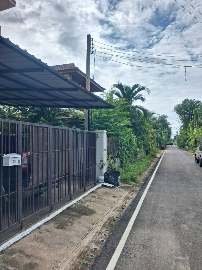 picture Townhouse Soi Srisukri 6, Mae Hia, Private Home, Well-Designed Layout with Functional Living Space - 14/14