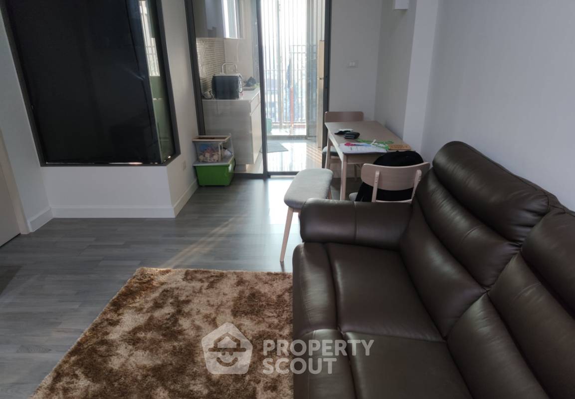 รูป ใกล้ BTS วงเวียนใหญ่ 70 เมตร คอนโด 1 ห้องนอน The Room BTS Wongwianyai (ID 420615) - รูปที่ 1/5