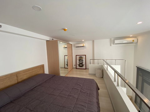 P-55491 ให้เช่า ไนท์ บริดจ์ ไพร์ม สาทร แบบ Duplex | เฟอร์นิเจอร์ครบ | ใกล้ BTS ช่องนนทรี | พร้อมเข้าอยู่ 📞 Line ID: @easythaihome | 085-592-2897