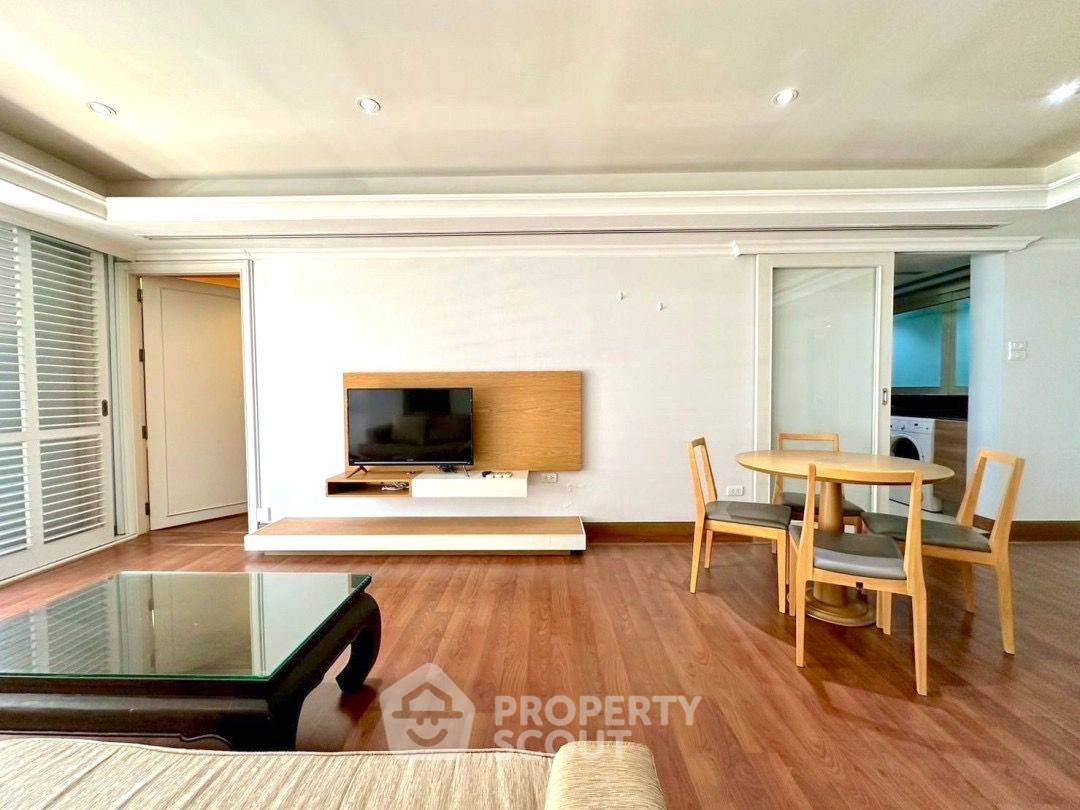 picture Spacious 2-BR 124 Sqm At Somkid Gardens Near BTS Chit Lom (ID 1559326) - 15/15