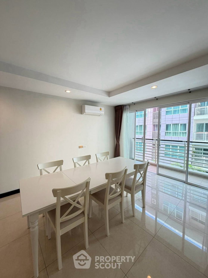 picture 3-BR 192 Sqm Avenue 61 Condominium Near BTS Thong Lor (ID 3162872) - 3/19