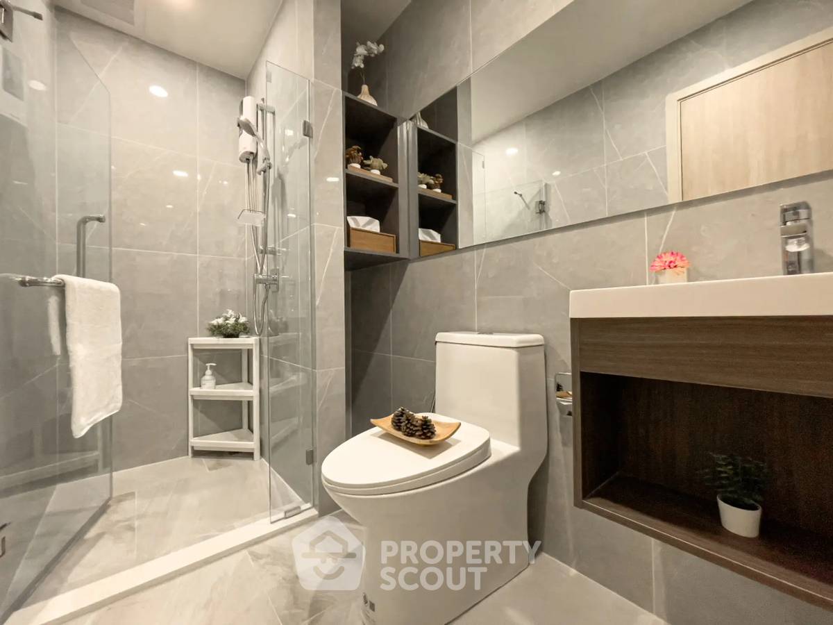 picture 200m To MRT Phra Ram 9 | 2-BR Condo At Nue District R9 (ID 3161599) - 15/22