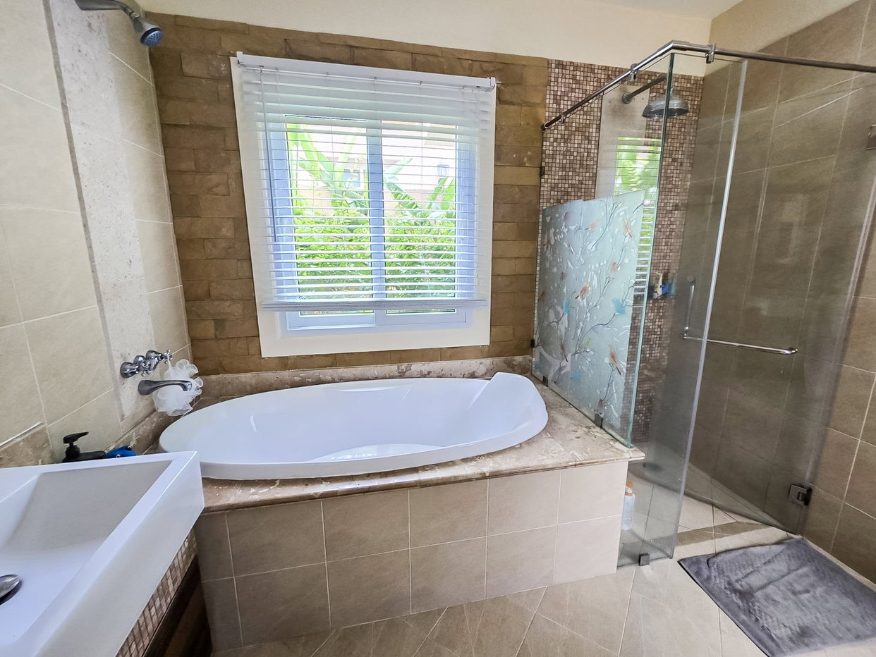 picture 3 Bedroom Modern Loft Mediterranean Pool Villa for Rent Pattaya - 12/16