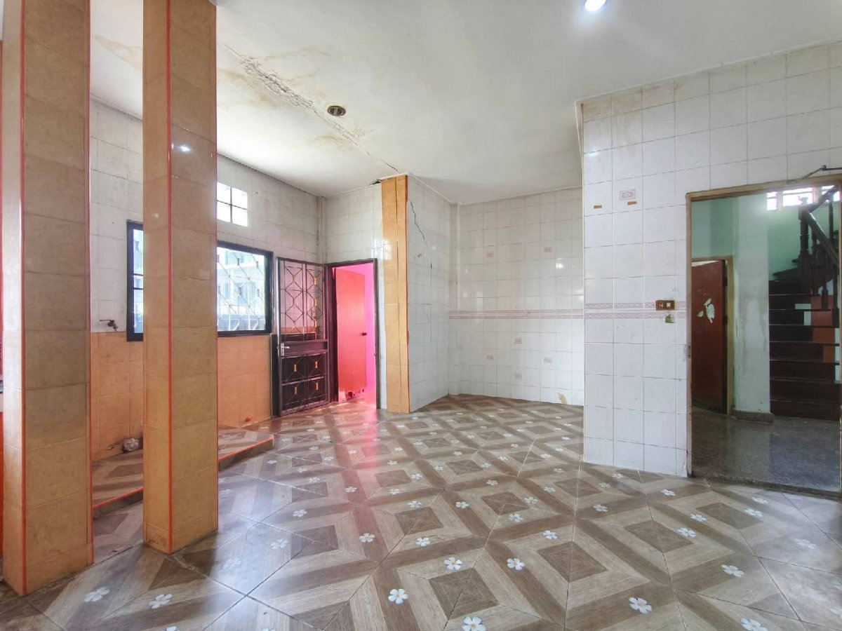 รูป 🔥 บ้านเดี่ยวหลังใหญ่ พุทธมณฑลสาย 2 – บางแค เหลือเพียง 4.29 ล้านบาท! 🏡 - รูปที่ 16/41