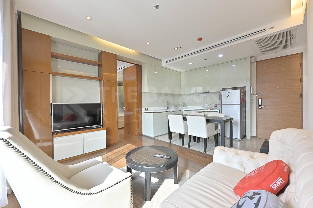 picture The Address Sukhumvit 28 Easy Start with a City Dweller Lifestyle near BTS Phrom Phong - 3/10