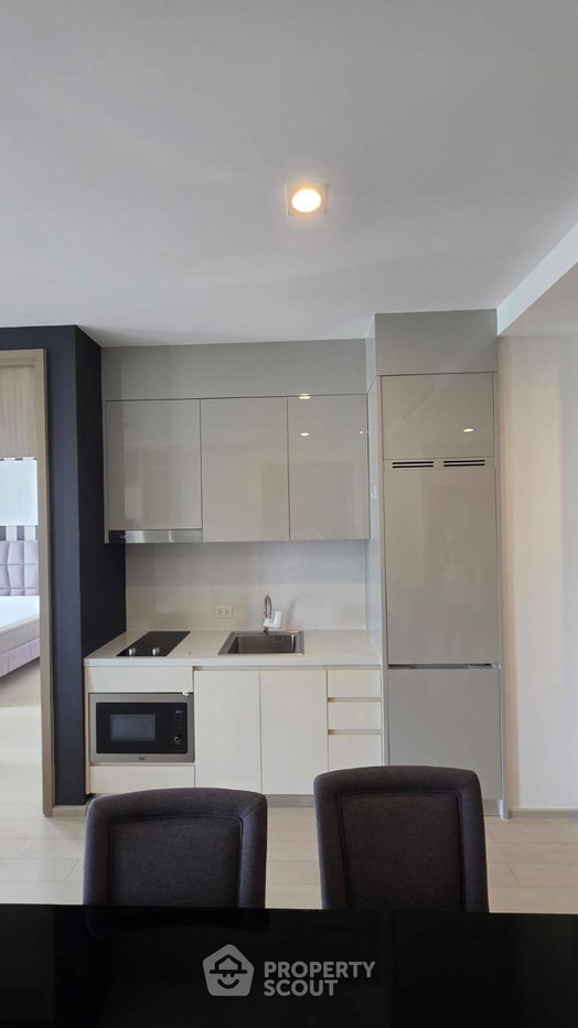 picture 30th-Floor 2-BR Noble Ploenchit 100m From BTS Phloen Chit (ID 2288967) - 10/13