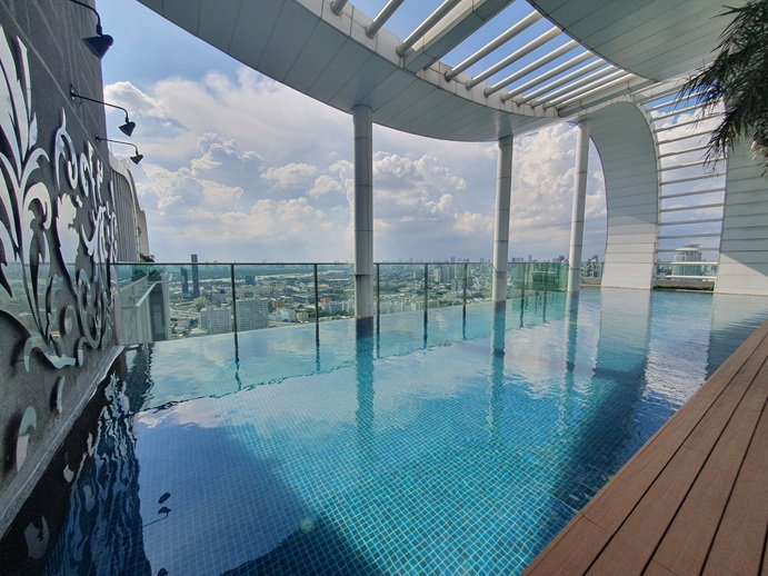 picture 🔥Hot deal for rent🔥 Private corner unit with bathtub on 31st floor at Rhythm Sukhumvit 50 - 14/21